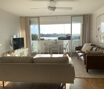 FULLY FURNISHED UNIT OVERLOOKING THE TWEED RIVER - Photo 6