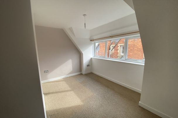 Billet Street - Photo 1