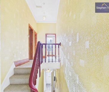 4 bedroom end of terrace house to rent - Photo 4