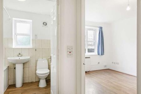 Cornwallis Square, Cornwallis Road, Archway, N19 - Photo 2