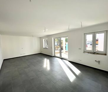 Erstbezug/Neubau Exklusive 3-Zimmer Wohnung mit Garten und 3 Stellp... - Photo 5