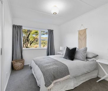 Beautiful family home in the heart of Wainui - Photo 2