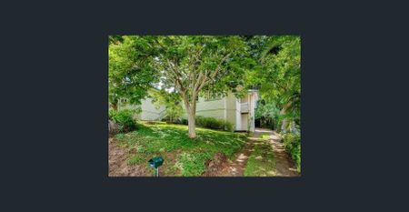 Great Location- Entry Level Home! - Photo 3