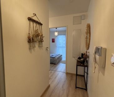 T2 dans la Résidence l'Echappée verte proche CHU avec place de parking - Photo 4