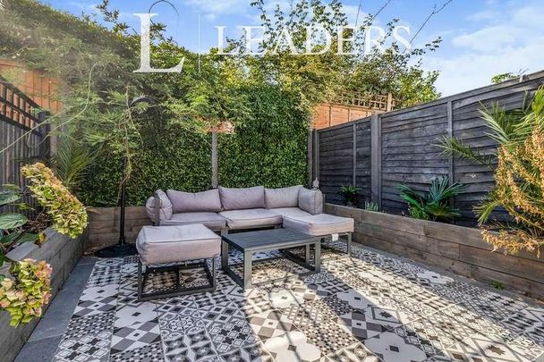Albert Road, Addlestone, Surrey, KT15 - Photo 1
