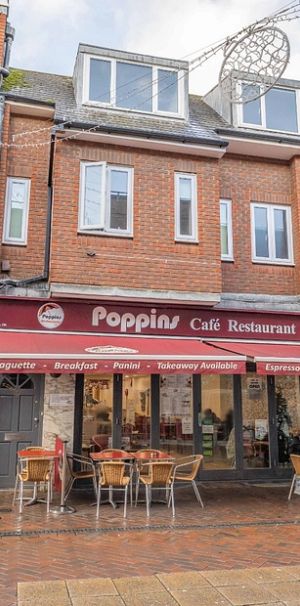 High Street, Ashford, TN24 8SD, Kent - Photo 1