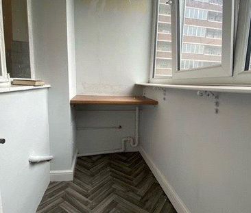 2 bedroom flat to rent - Photo 6
