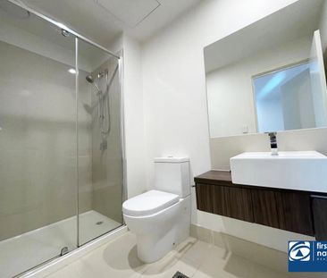 Close to Deakin Uni - 2 Bedrooms, 2 Toilets, 1 Car space - Photo 3