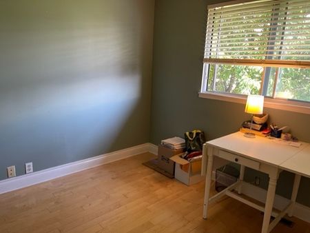 Beautiful Two Storey/3 Bedroom Plus Den Home in Heart of Semiahmoo Catchment - Photo 2