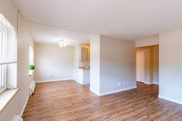 Hillcrest Apartments - Photo 1