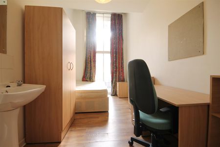 Rubicon House, City Centre - Photo 3