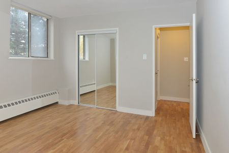 230 Oak Street - Photo 3