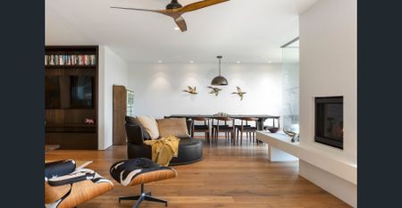 THE EPITOME OF LUXURY LIVING! AVAIL FROM FEB 2026! - Photo 3