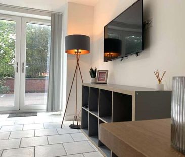 Bed Student Flat, LN1 - Photo 2