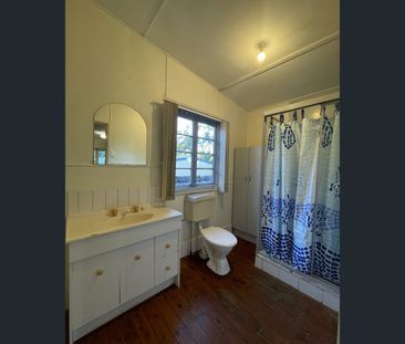 1 Bradman Street, Caboolture, Qld 4510 - Photo 5