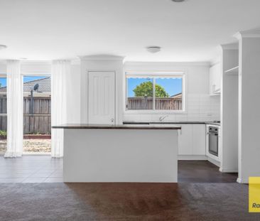 Spacious 3-Bedroom Family Home for Rent at 915 Sayers Road, Tarneit - Photo 5