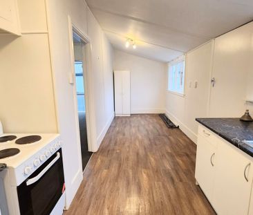 Pet-Friendly Home in Great Kaiapoi Location - Photo 5