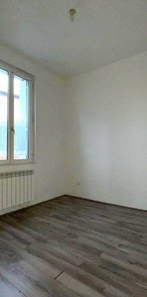 Location Appartement 2 pièces 31m² PERIGUEUX 24000 - Photo 1