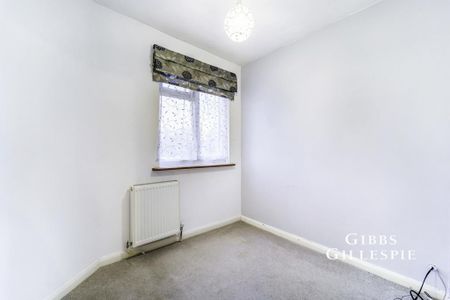 4 bedroom terraced house to rent - Photo 2