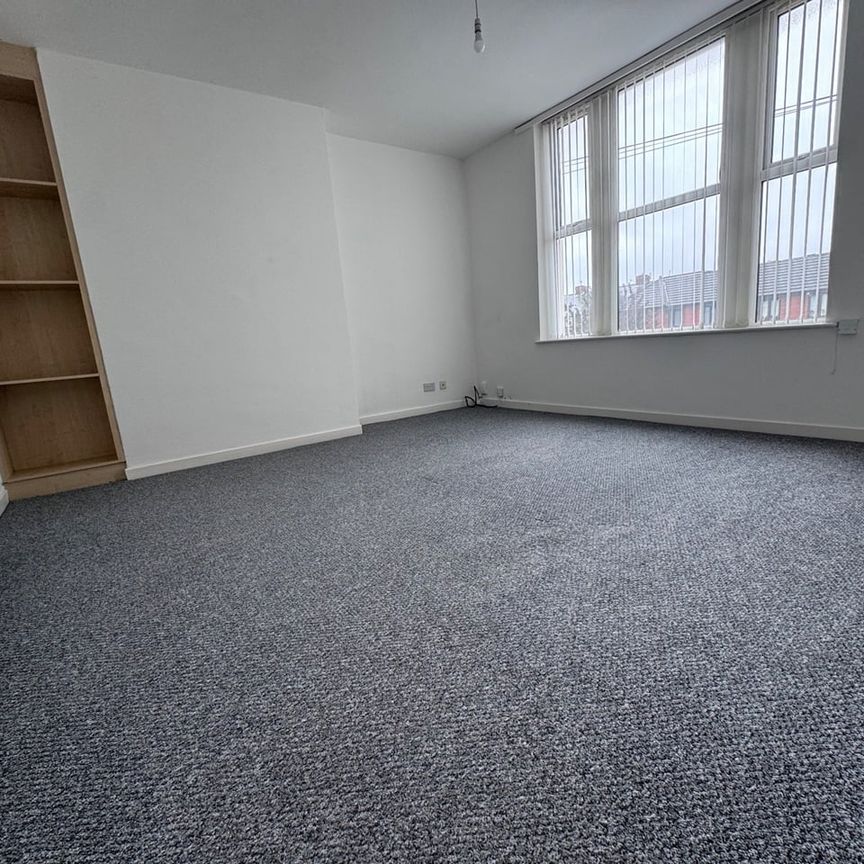 1 Bed Flat, Bagot Street, L15 - Photo 1