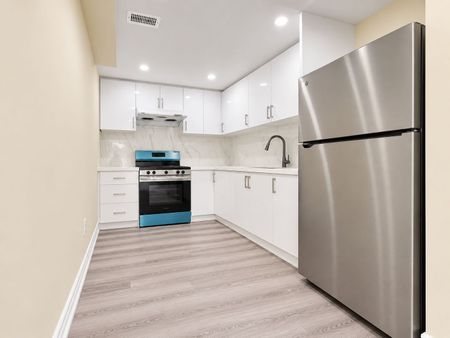 For Lease - 21 Plentywood Drive, Brampton, Ontario - Photo 3