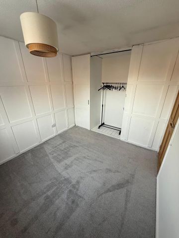 3 bedroom link detached house to rent - Photo 4