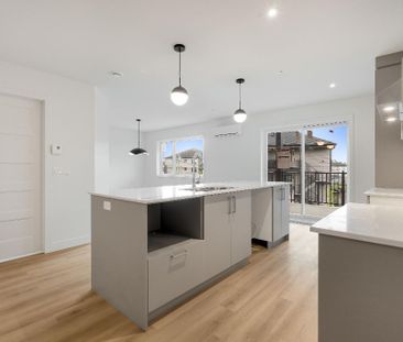 Appartement 4 1/2 East-Angus - Photo 1