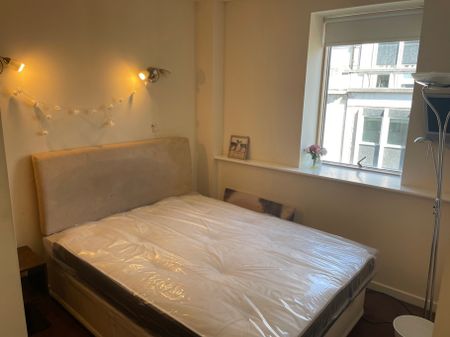 South Parade, Leeds City Centre - Photo 2