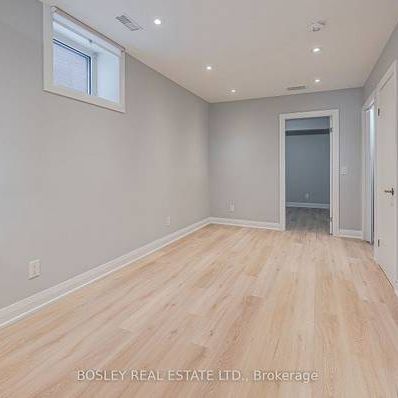 NEWLY RENOVATED SPACIOUS 1 BED PERFECT CONDO ALTERNATIVE - Photo 3