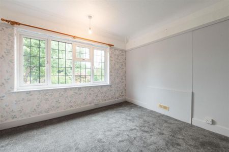 4 bedroom detached house to rent - Photo 2