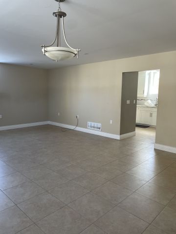 For Lease - 179B The Queensway N/A, Georgina, Ontario - Photo 2