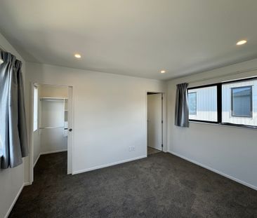 4-BEDROOM IN GREENLANE - Photo 1