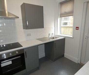 Egerton Road Flat 1 - Photo 3