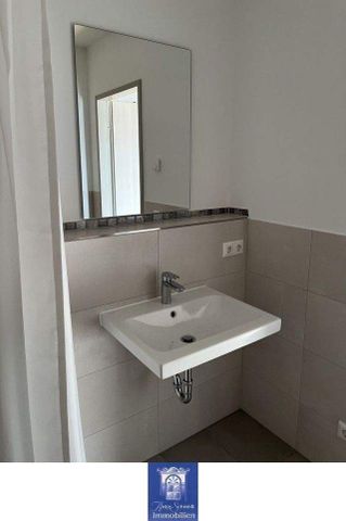 Kuschelige Neubauwohnung im Erstbezug! EBK, Balkon, Fußbodenheizung, Vinyl! - Photo 2