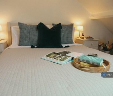 1 bedroom semi-detached house to rent - Photo 4