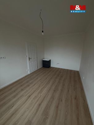 Pronájem bytu 2+kk, 50 m - Fotografie 1