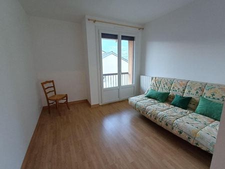 Location Appartement 3 pièces 65m² MILLAU 12100 - Photo 2