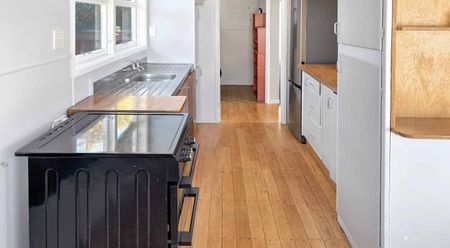 3 BED - TURANGI - Photo 2