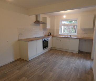 2 bedroom bungalow to rent The Pike, CW5 - Photo 6