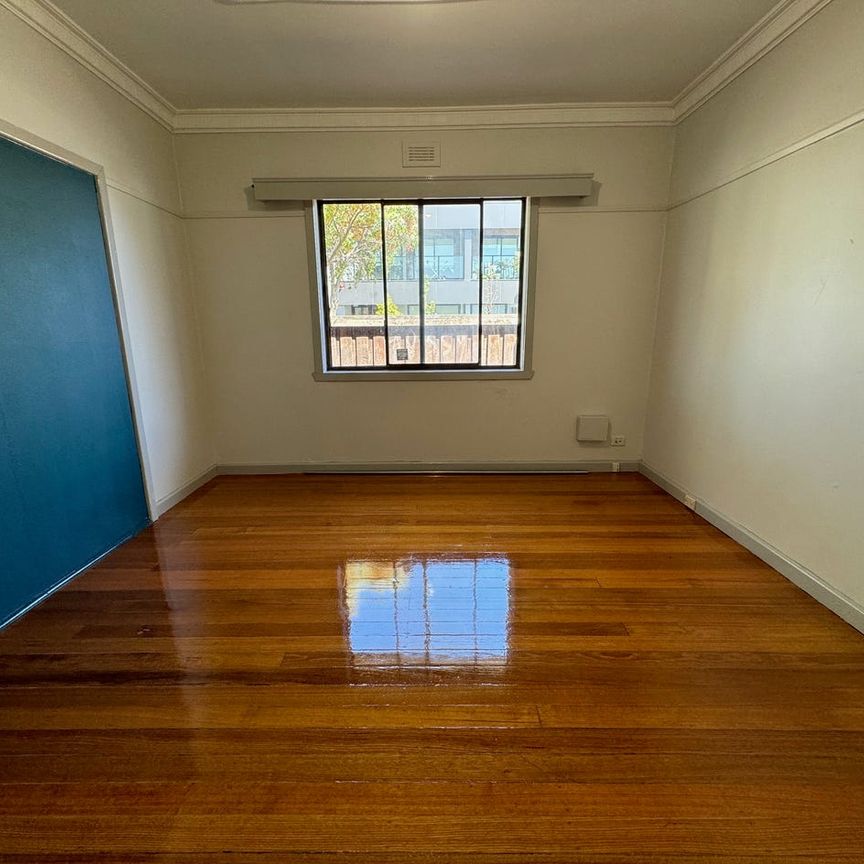 298 Williamstown Rd, Yarraville, Vic 3013 - Photo 1