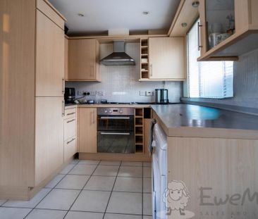 3 bedroom detached house to rent - Photo 5