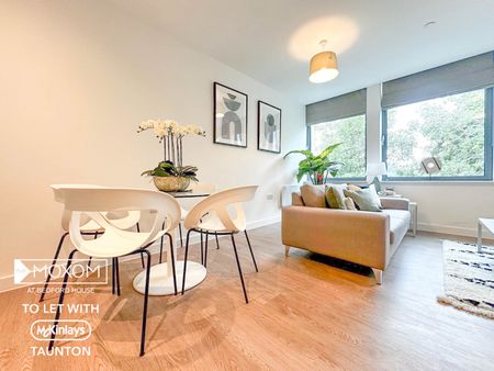 THE MOXOM , BEDFORD HOUSE , TAUNTON , SOMERSET , TA1 4AL - Photo 3