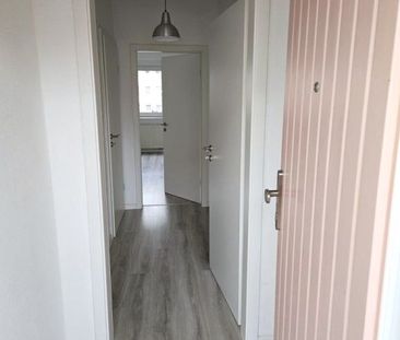 Zentral gelegene 2 Zi.-Wohnung mit Balkon in Nürnberg / Wohnung mieten - Photo 5