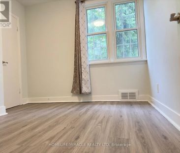 5672 DRUMMOND ROAD - Photo 2