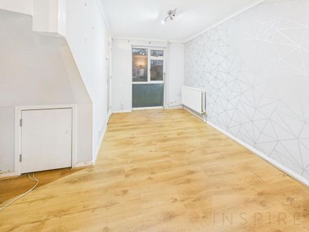 2 bedroom terraced house to rent - Photo 3