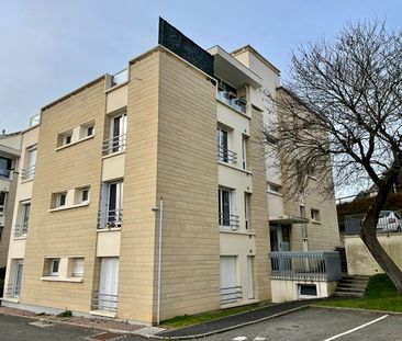 PROCHE DU CAMPUS 1 - Photo 2