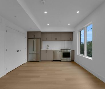 For Lease - 661 Winona Drive Unit# B, Toronto, Ontario - Photo 4