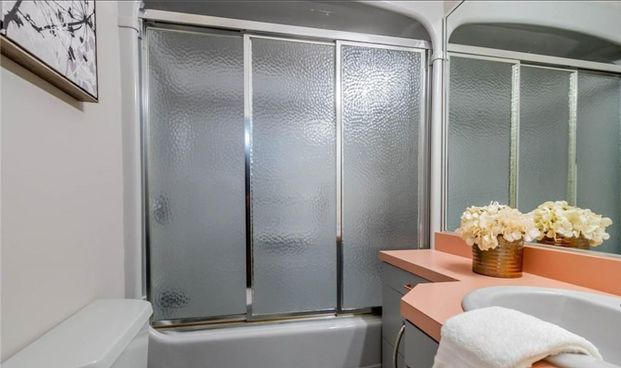 For Lease - 5103 UPPER DUKE Avenue, Niagara Falls, Ontario - Photo 1