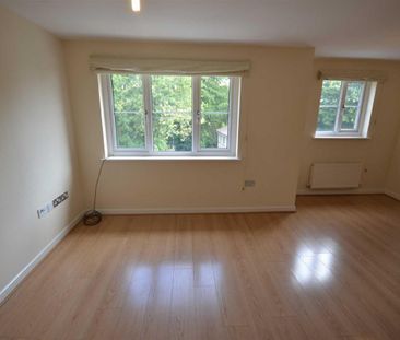2 bed Apartment for Rent - Photo 4