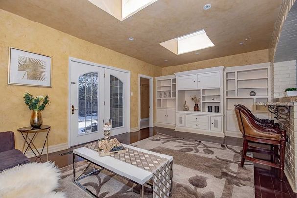 For Lease - 2301 Bennington Gate, Oakville, Ontario - Photo 1